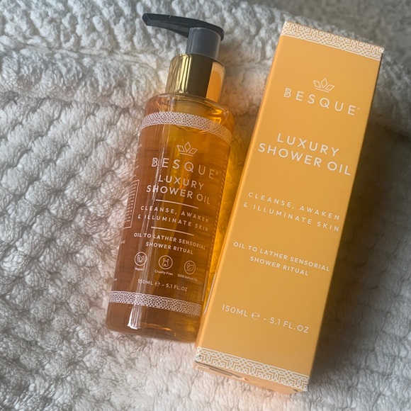 BESQUE Luxury Golden Shower Oil